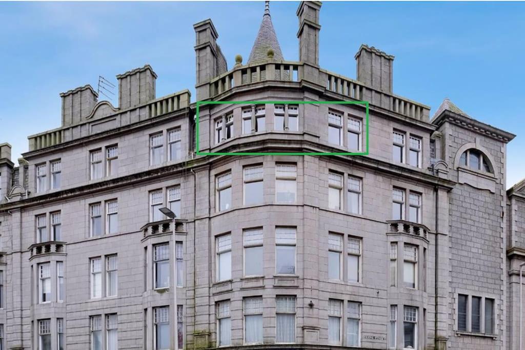 Executive Top Floor 1 Bedroom Apartment Aberdeen Esterno foto